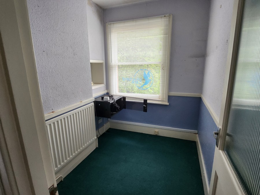 Images for Pitshanger Lane, Ealing