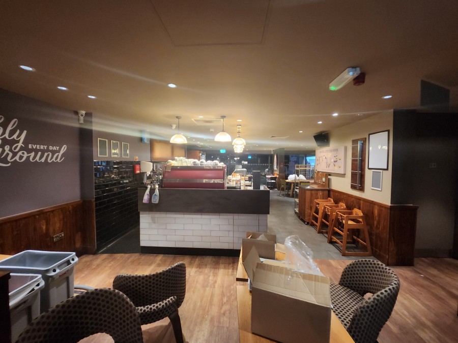 Images for The Precinct, High Road, Broxbourne